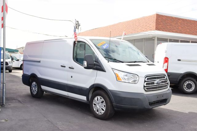 2017 Ford Transit 150 Van - Image 10