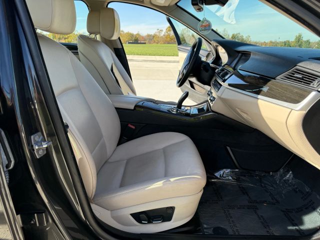 2012 Bmw 5 Series - Image 26