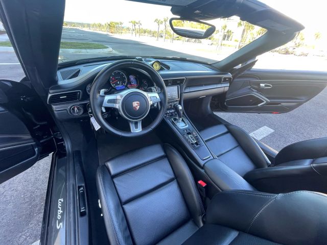 2014 Porsche 911 - Image 88