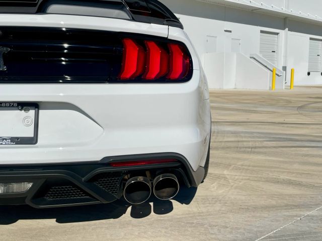 2022 Ford Mustang - Image 22