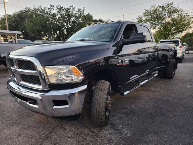 2017 RAM Ram 3500 Pickup Tradesman photo 4