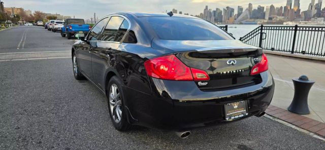 2007 Infiniti G35x Sedan 4d - Image 6