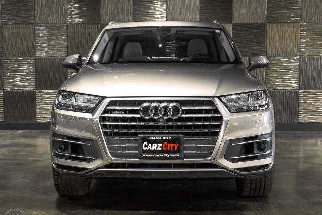 2017 Audi Q7 3.0t Prestige Sport Utility 4d - Image 6