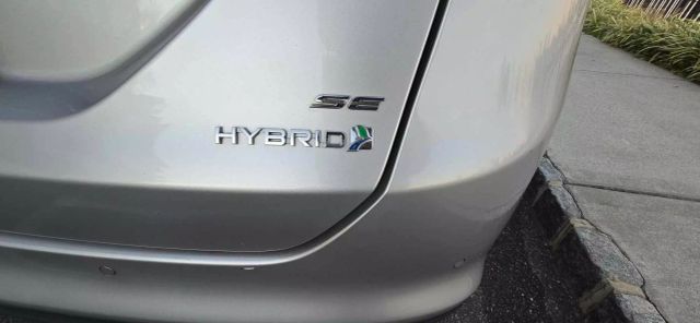 2016 Ford Fusion Se Hybrid Sedan 4d - Image 24