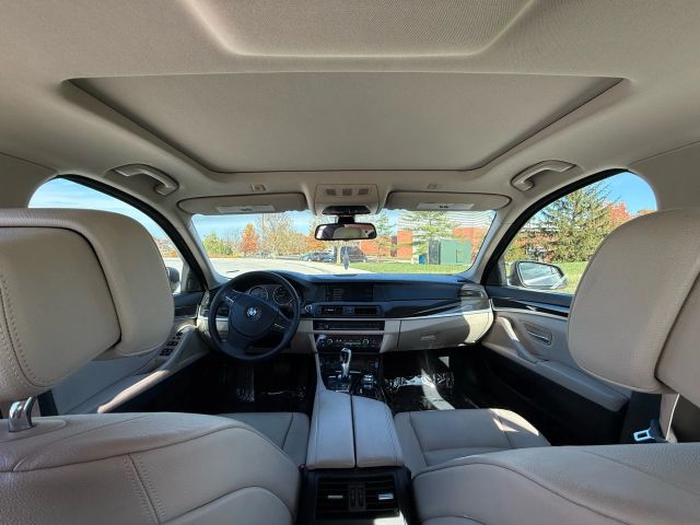 2012 Bmw 5 Series - Image 16