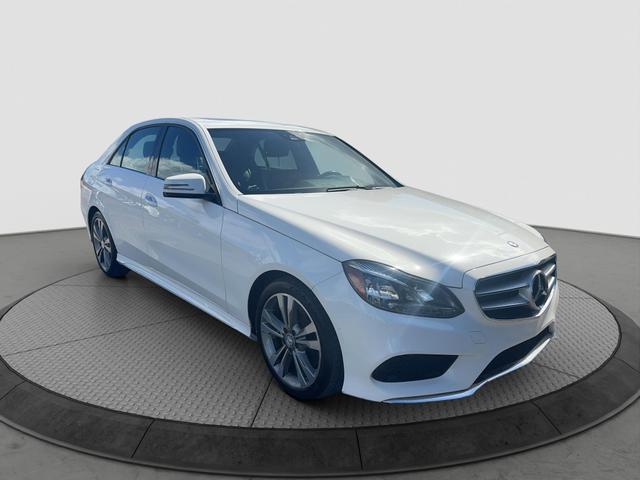 Mercedes-Benz E-Class's photo