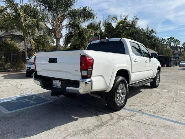 2018 Toyota Tacoma SR5 photo 7