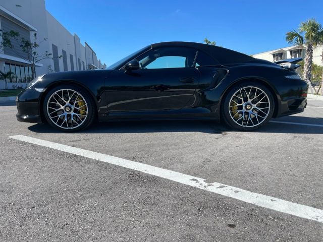2014 Porsche 911 - Image 30