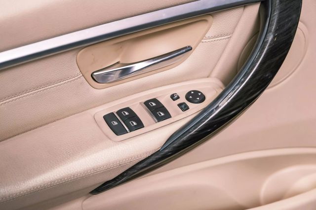 2016 Bmw 3 Series 328i Sedan 4d - Image 38