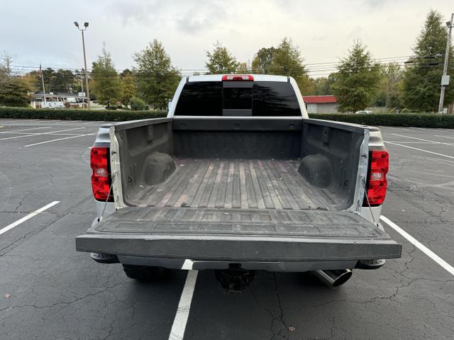 2015 Chevrolet Silverado 2500HD LTZ photo 9