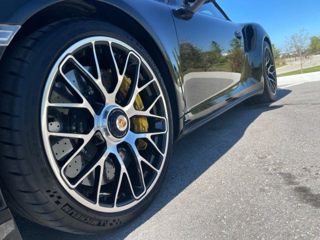 2014 Porsche 911 - Image 42