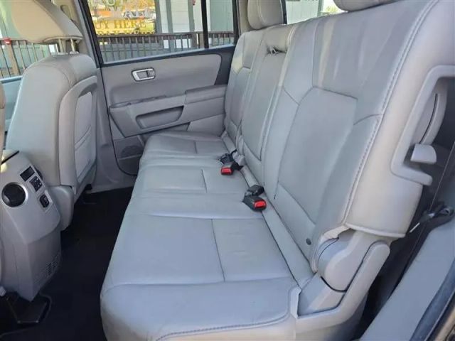 2012 Honda Pilot - Image 23