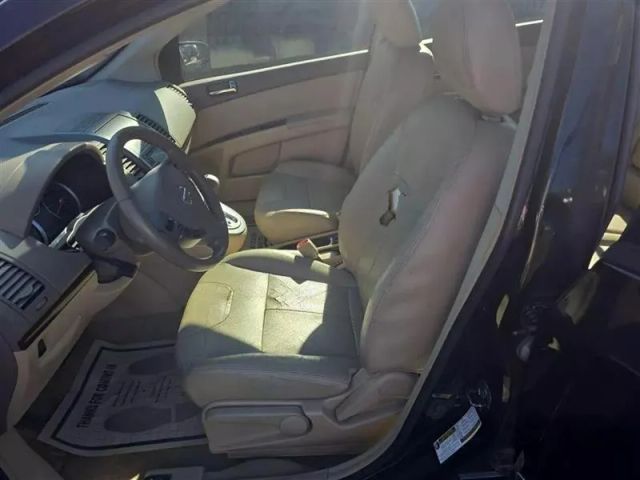 2011 Nissan Sentra - Image 12