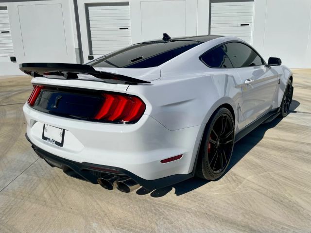 2022 Ford Mustang - Image 15