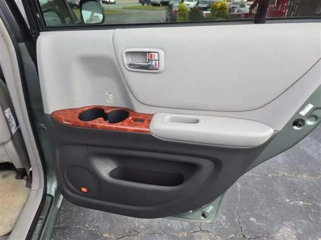 2007 Toyota Highlander - Image 16