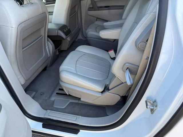 2017 Buick Enclave Leather photo 19