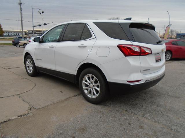 2018 Chevrolet Equinox LT photo 4