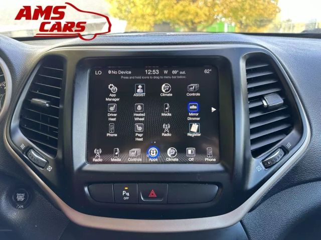 2018 Jeep Cherokee - Image 40