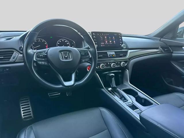 2018 Honda Accord Sport photo 11