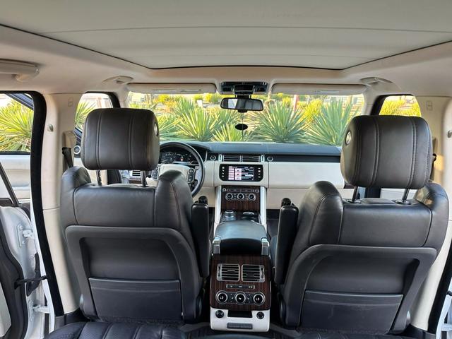 2013 Land Rover Range Rover Supercharged photo 11