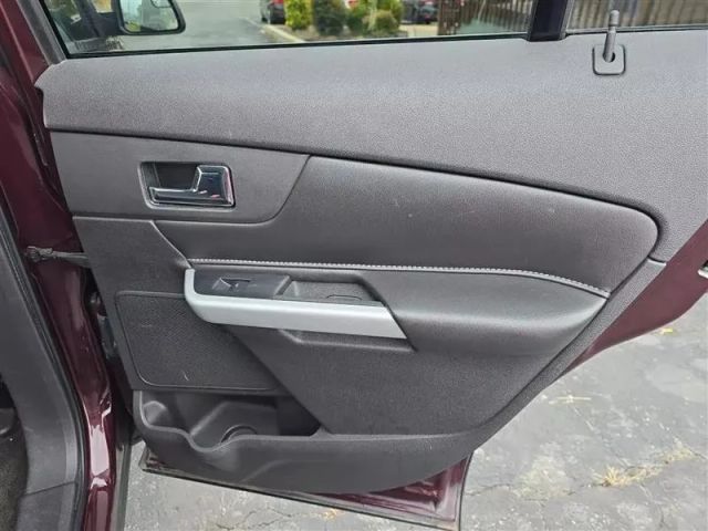 2011 Ford Edge - Image 16