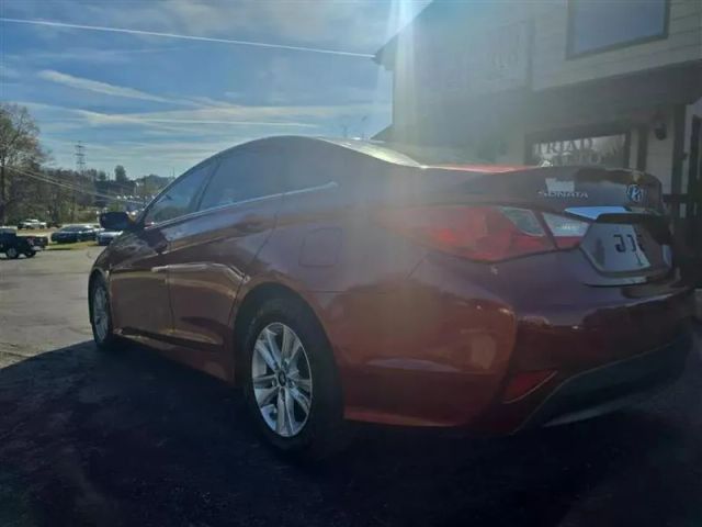 2014 Hyundai Sonata - Image 7