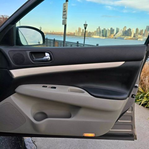 2008 Infiniti G35x Sedan 4d - Image 21