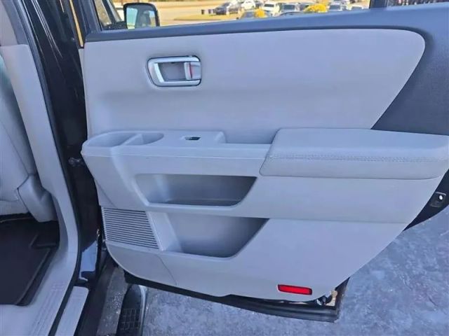 2012 Honda Pilot - Image 17