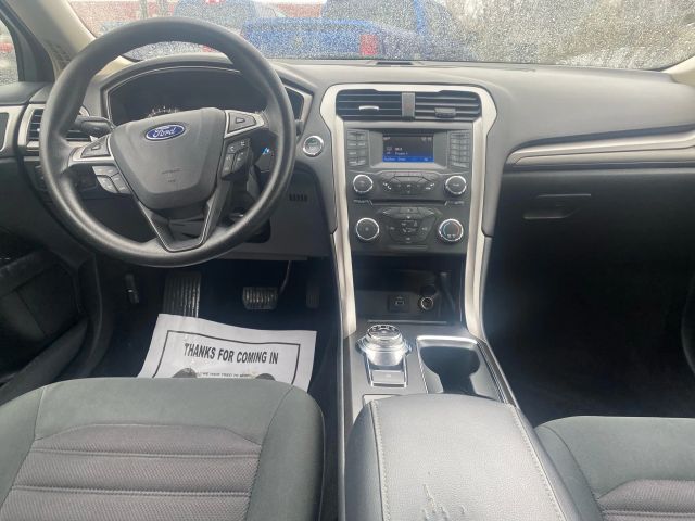 2017 Ford Fusion - Image 8