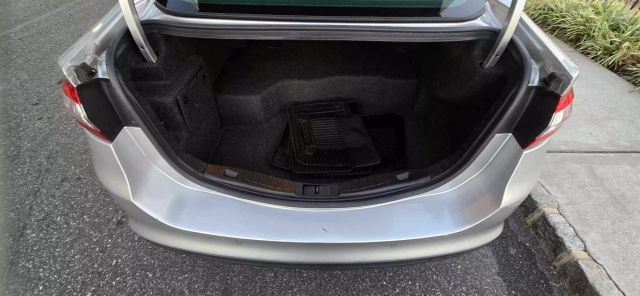 2016 Ford Fusion Se Hybrid Sedan 4d - Image 9