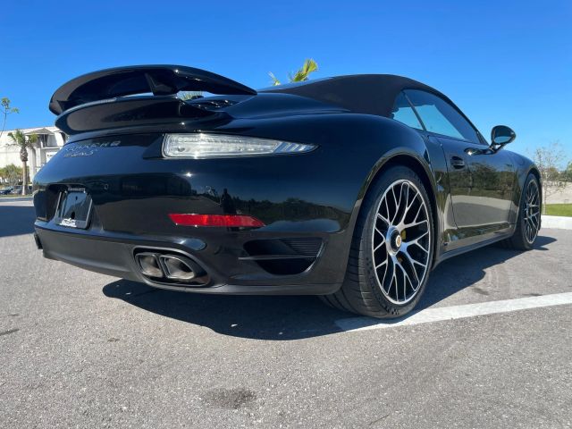 2014 Porsche 911 - Image 14