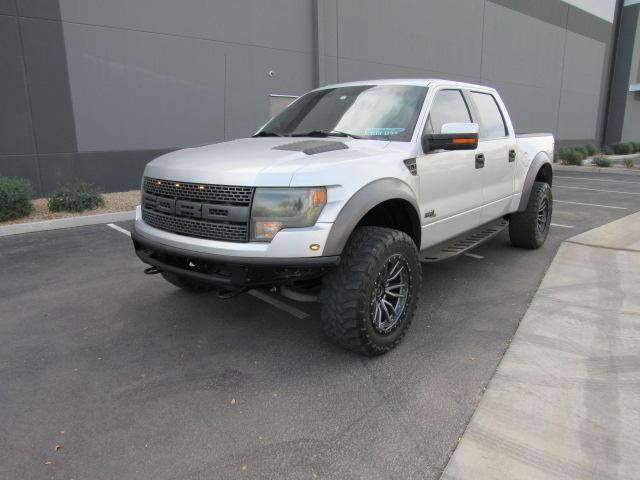 2014 Ford F-150 SVT Raptor photo 2