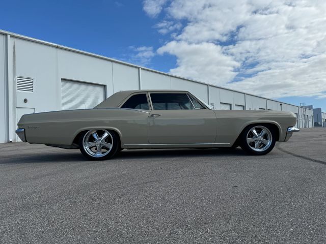 1965 Chevrolet Biscayne - Image 10