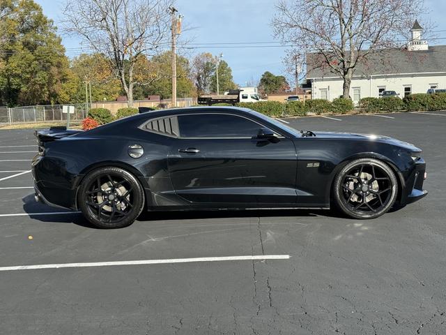 2016 Chevrolet Camaro 2SS photo 5