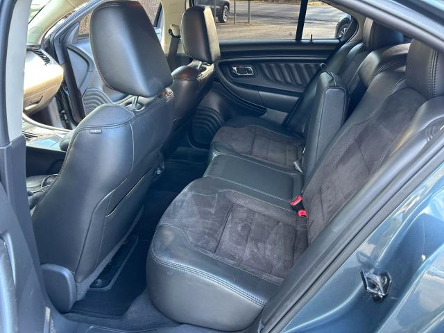 2010 Ford Taurus - Image 14