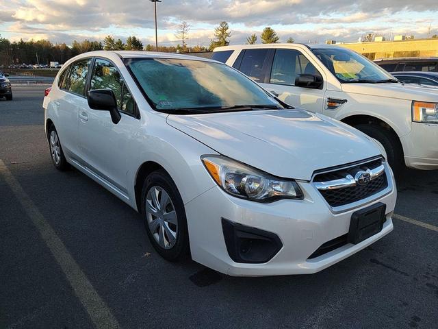 2017 Subaru Impreza Premium photo 2