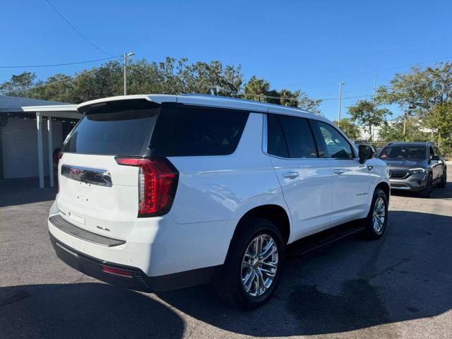 2021 GMC Yukon SLE photo 3