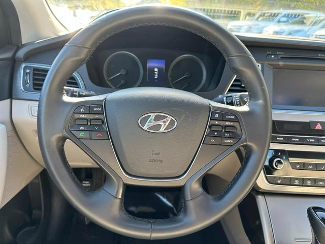 2017 Hyundai Sonata Sport photo 30