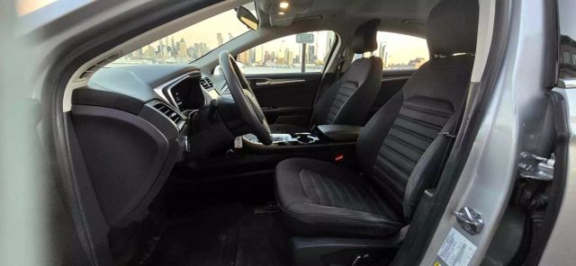 2016 Ford Fusion Se Hybrid Sedan 4d - Image 10