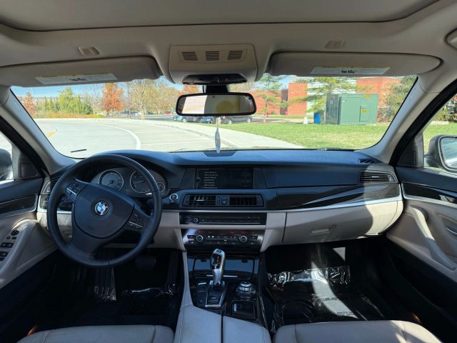 2012 Bmw 5 Series - Image 15