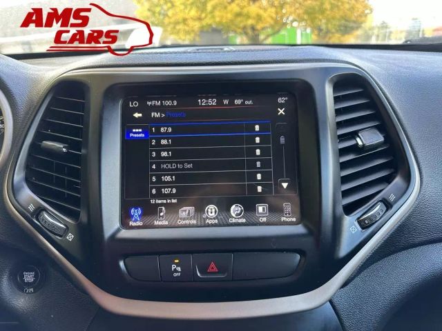 2018 Jeep Cherokee - Image 37