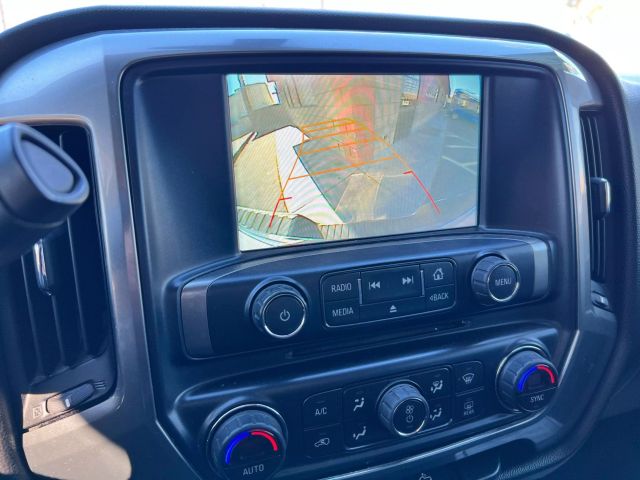 2017 Chevrolet Silverado 1500 Crew Cab - Image 10