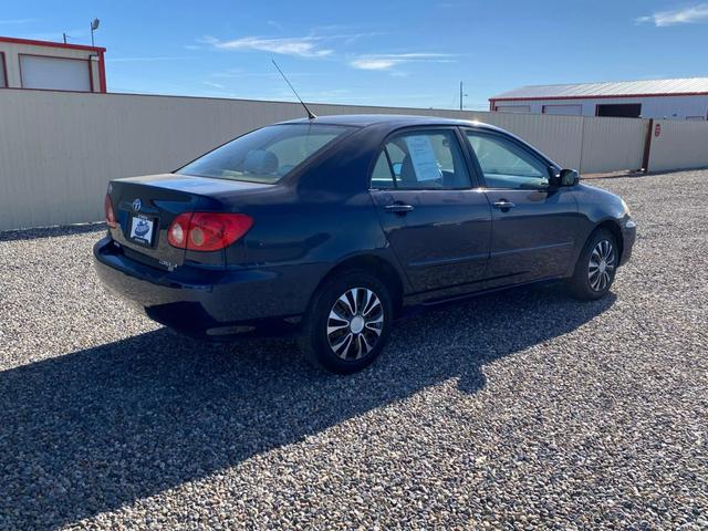 2008 Toyota Corolla LE photo 3