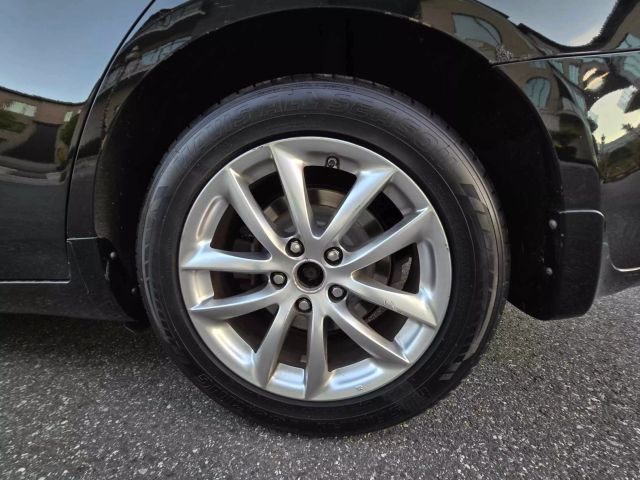 2009 Infiniti G37x Sedan 4d - Image 13