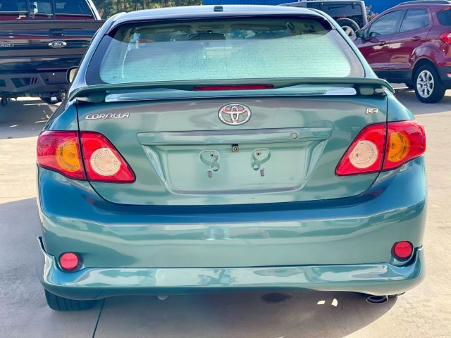 2010 Toyota Corolla - Image 4