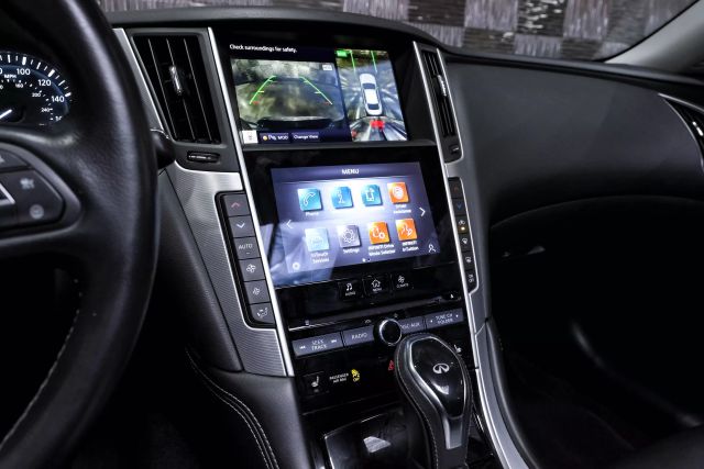 2021 Infiniti Q50 Luxe Sedan 4d - Image 30