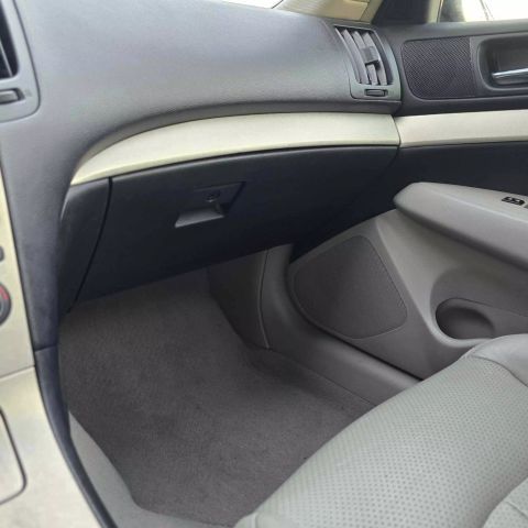 2008 Infiniti G35x Sedan 4d - Image 27