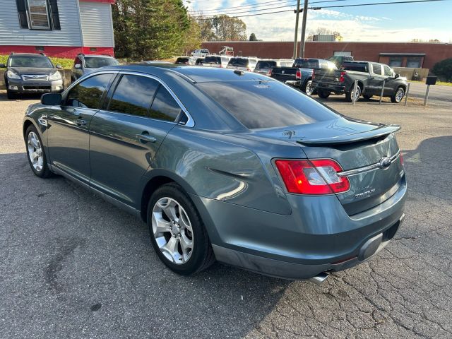 2010 Ford Taurus - Image 8