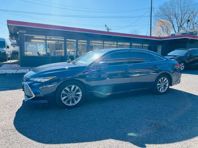 2019 Toyota Avalon - Image 14