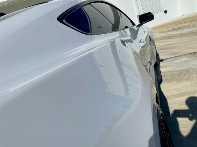2022 Ford Mustang - Image 17
